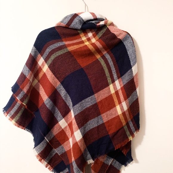 Plaid blanket shawl - Picture 3 of 3